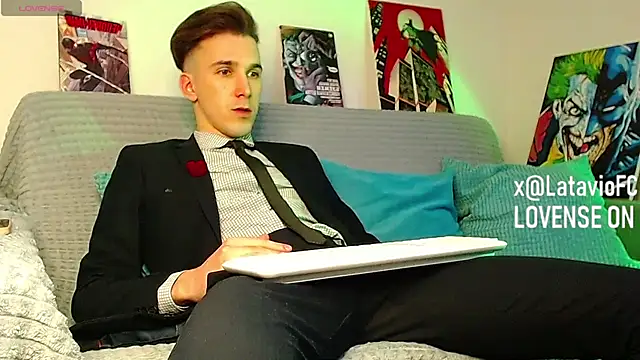 Midnighter  online show from March 13, 10:11 am