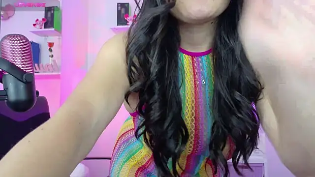 Snapshot of megan_doll2 chatting on February 9, 10:11 pm megan doll2 online show from February 9, 10:11 pm