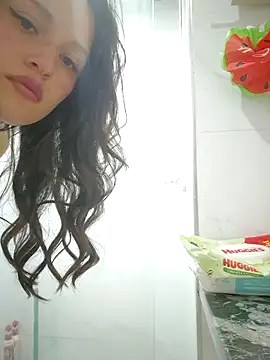 Snapshot of megan_doll2 chatting on September 29, 11:09 pm megan doll2 online show from September 29, 11:09 pm