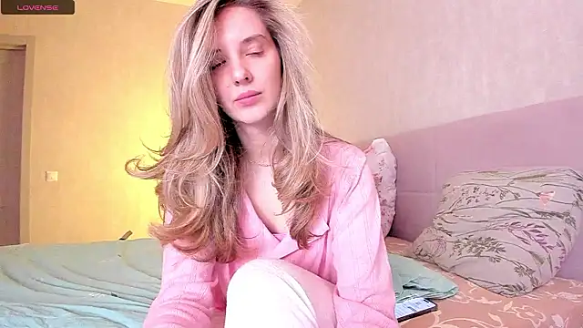 Snapshot of PatriciaBlairs chatting on February 12, 2:45 pm PatriciaBlairs online show from February 12, 2:45 pm