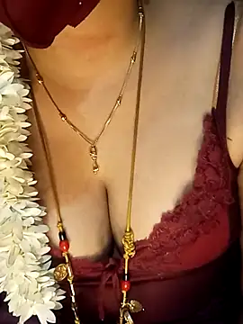 tuttifrutti17 online show from March 21, 5:34 pm