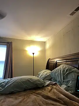 Snapshot of QueenNuttCollector chatting on December 28, 6:18 pm QueenNuttCollector online show from December 28, 6:18 pm