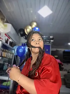 Snapshot of lunahot__07 chatting on December 11, 3:26 pm lunahot 07 online show from December 11, 3:26 pm