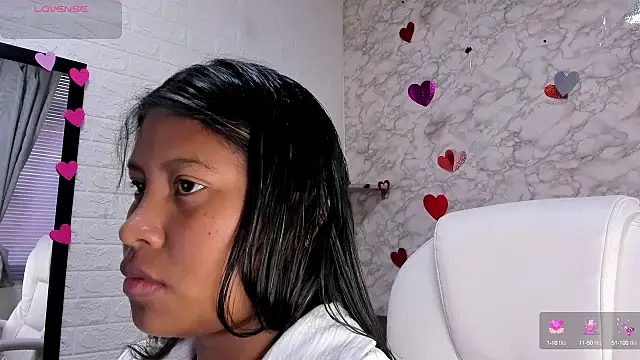 Snapshot of lunahot__07 chatting on February 20, 12:25 pm lunahot 07 online show from February 20, 12:25 pm