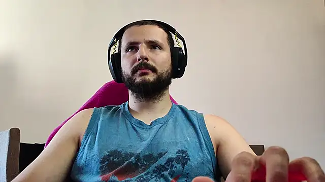 Snapshot of iurytx chatting on October 23, 11:42 am iurytx online show from October 23, 11:42 am