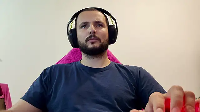 Snapshot of iurytx chatting on December 1, 10:48 pm iurytx online show from December 1, 10:48 pm