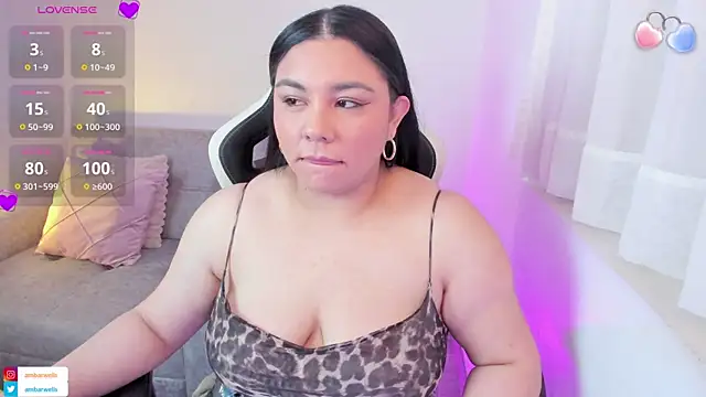 ambar-wells online show from September 23, 5:38 pm