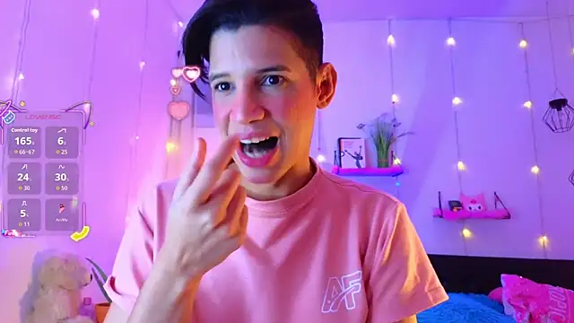 Ariel Femboy  online show from October 9, 3:04 am