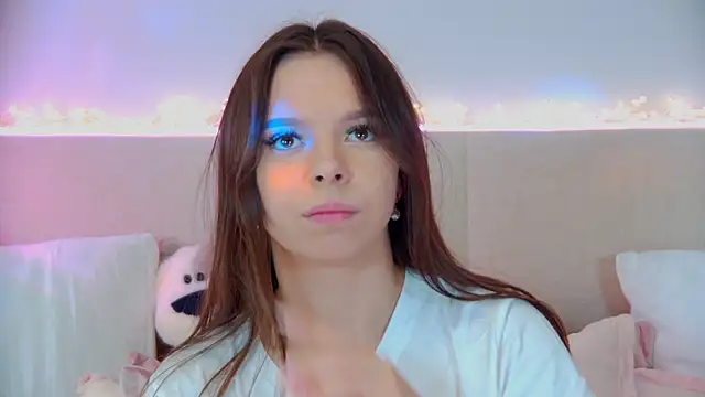 ElisabethDavis online show from March 7, 10:21 pm