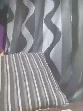 Snapshot of Hailey_BaileyXYZ chatting on December 11, 8:28 pm Hailey BaileyXYZ online show from December 11, 8:28 pm