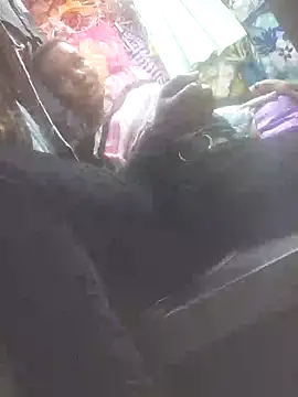 Snapshot of Hailey_BaileyXYZ chatting on December 16, 3:43 pm Hailey BaileyXYZ online show from December 16, 3:43 pm