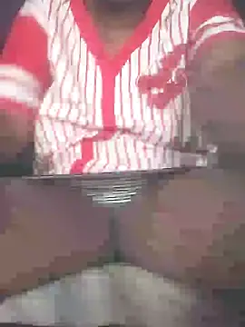 Snapshot of Hailey_BaileyXYZ chatting on January 1, 1:27 pm Hailey BaileyXYZ online show from January 1, 1:27 pm