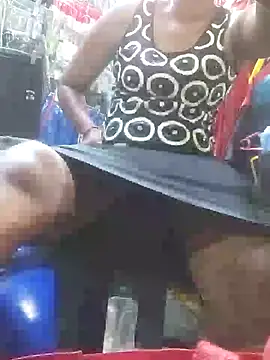 Snapshot of Hailey_BaileyXYZ chatting on February 25, 2:33 pm Hailey BaileyXYZ online show from February 25, 2:33 pm