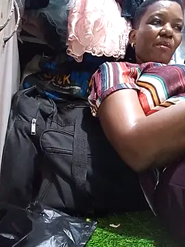 Hailey BaileyXYZ online show from February 16, 1:40 pm