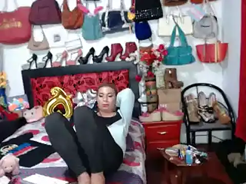 Xiaraa26 online show from March 17, 10:28 pm