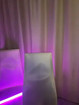 Snapshot of Your_insomniya chatting on December 16, 8:26 pm Your insomniya online show from December 16, 8:26 pm