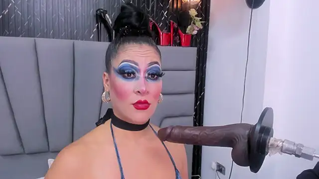 Snapshot of Angie_Will chatting on December 3, 9:57 pm Angie Will online show from December 3, 9:57 pm