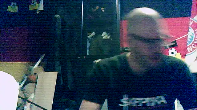 Snapshot of Die-geile-Sau chatting on October 25, 8:14 pm Die-geile-Sau online show from October 25, 8:14 pm