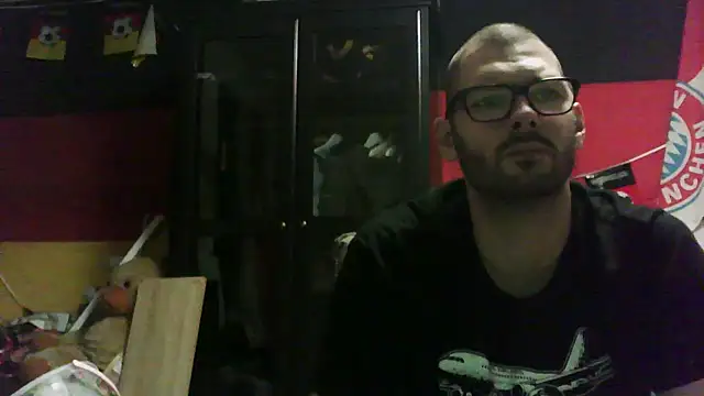 Snapshot of Die-geile-Sau chatting on October 29, 5:47 pm Die-geile-Sau online show from October 29, 5:47 pm