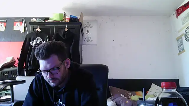 Die-geile-Sau online show from May 1, 11:37 am