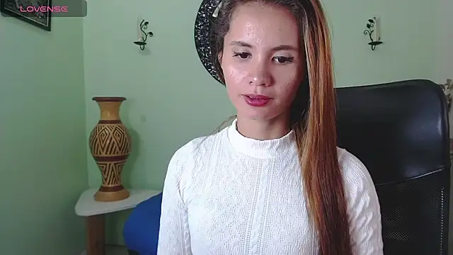 Snapshot of Sofia_Franco_ chatting on September 30, 7:19 pm Sofia Franco online show from September 30, 7:19 pm