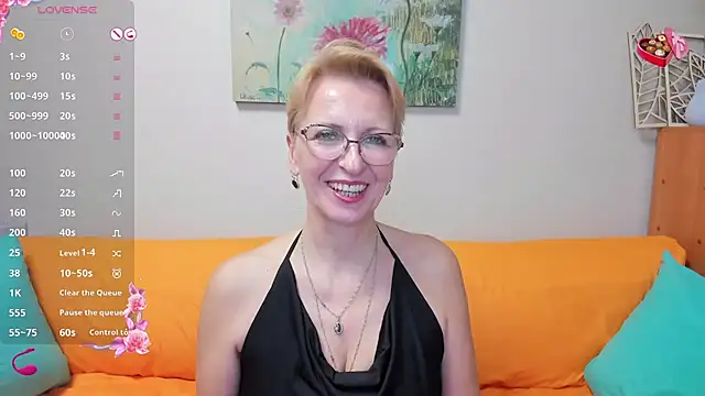 iamyourdream89 online show from March 13, 7:20 am