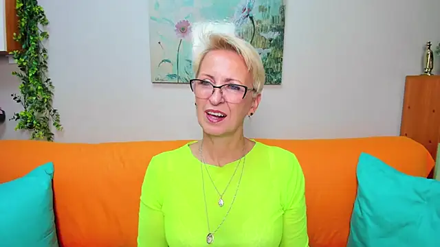 iamyourdream89 online show from September 15, 11:43 am