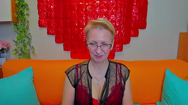 iamyourdream89 online show from February 23, 1:19 pm