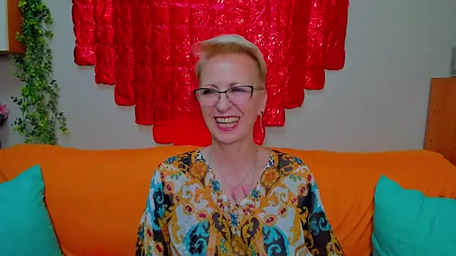 iamyourdream89 online show from March 1, 10:06 am