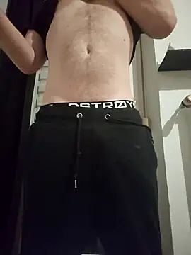 Snapshot of geiler89 chatting on January 18, 4:55 pm geiler89 online show from January 18, 4:55 pm