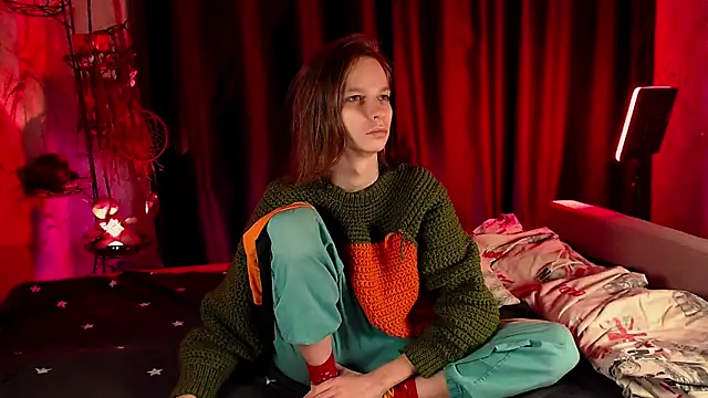 Snapshot of Frank_Fraer chatting on December 11, 4:39 am Frank Fraer online show from December 11, 4:39 am