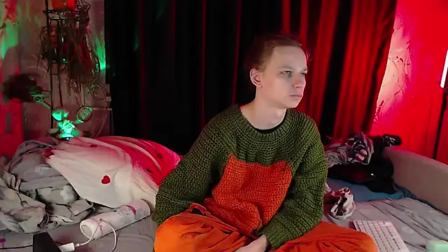 Snapshot of Frank_Fraer chatting on January 15, 3:29 pm Frank Fraer online show from January 15, 3:29 pm