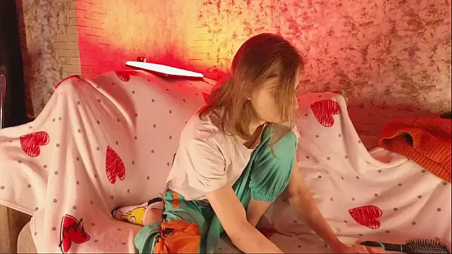 Snapshot of Frank_Fraer chatting on February 15, 10:33 am Frank Fraer online show from February 15, 10:33 am