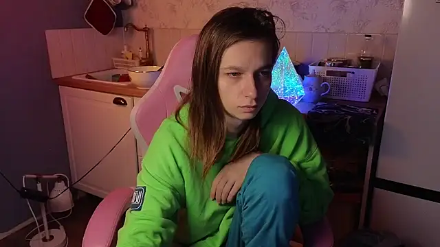 Snapshot of Frank_Fraer chatting on October 4, 5:11 pm Frank Fraer online show from October 4, 5:11 pm