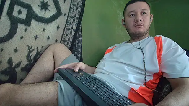 sweet cock28 online show from October 8, 4:04 pm