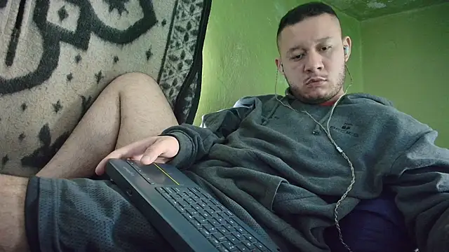 sweet cock28 online show from November 8, 3:34 pm