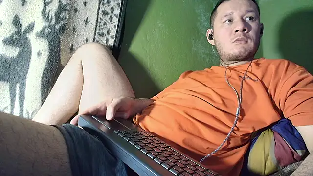 sweet cock28 online show from February 22, 3:40 am