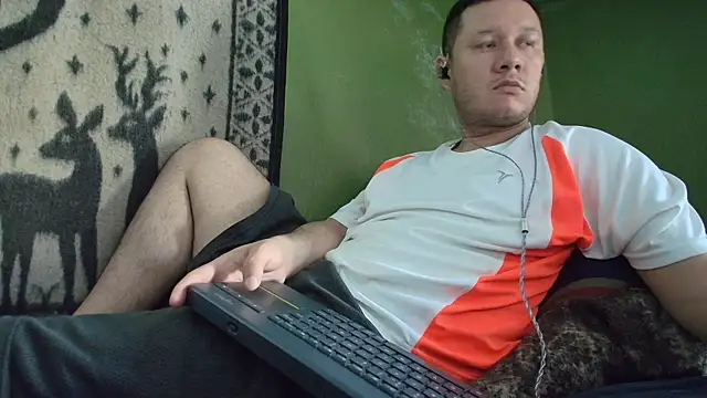 sweet cock28 online show from March 26, 3:17 pm