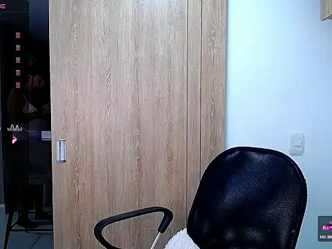 Danna Ross  online show from January 17, 4:22 pm