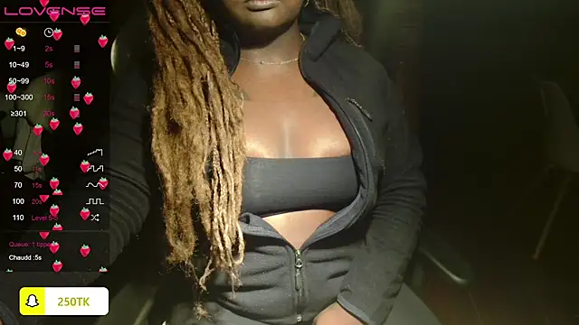 Snapshot of Thepanthera chatting on February 4, 6:49 pm Thepanthera online show from February 4, 6:49 pm