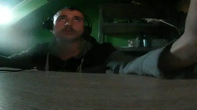 capoloveu online show from March 1, 4:11 pm