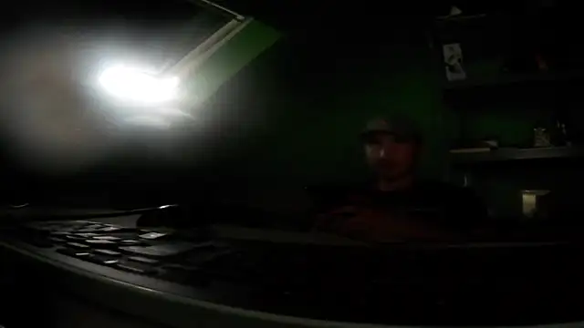 capoloveu online show from September 11, 5:13 pm