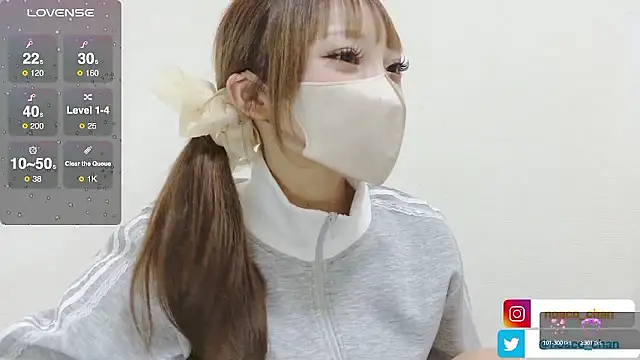 Snapshot of nemui_oyasumi chatting on September 10, 11:10 am nemui oyasumi online show from September 10, 11:10 am