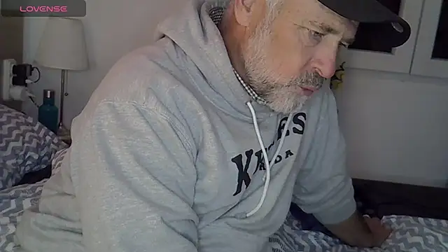 DaddybearVLC online show from February 14, 10:14 pm