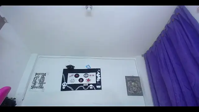 Snapshot of pinky_violeta chatting on September 21, 6:26 am pinky violeta online show from September 21, 6:26 am