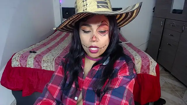 Snapshot of pinky_violeta chatting on October 28, 1:14 pm pinky violeta online show from October 28, 1:14 pm