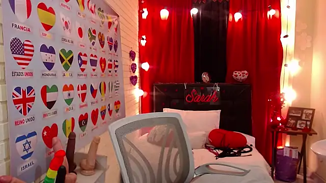 Snapshot of Sarah_teiku chatting on December 27, 9:22 pm Sarah teiku online show from December 27, 9:22 pm