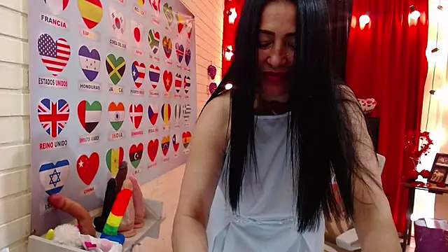 Snapshot of Sarah_teiku chatting on January 13, 9:31 pm Sarah teiku online show from January 13, 9:31 pm