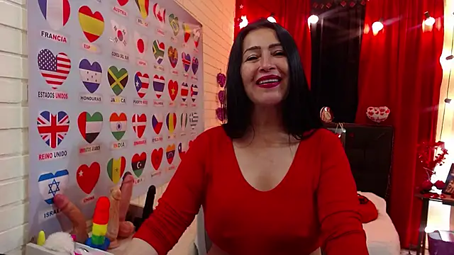Snapshot of Sarah_teiku chatting on January 15, 12:30 am Sarah teiku online show from January 15, 12:30 am