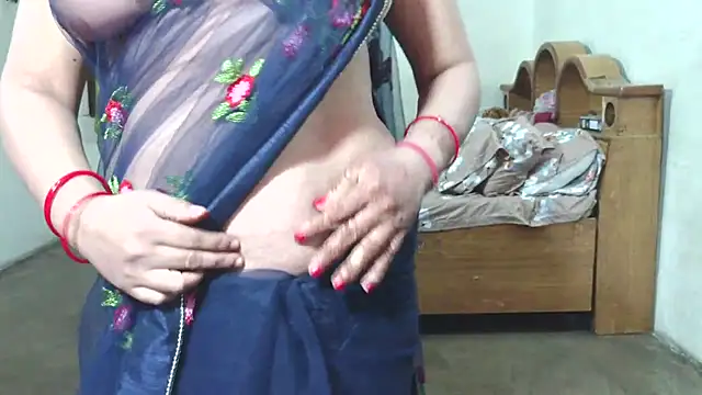 Cute Mahi22 online show from November 8, 6:13 am